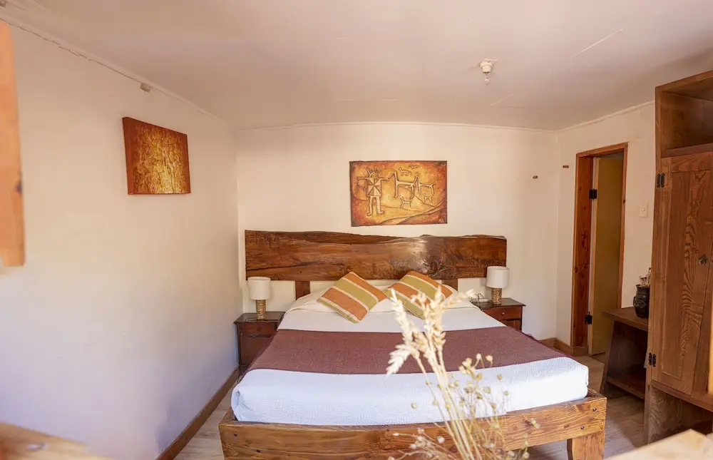 Don Raúl, Room