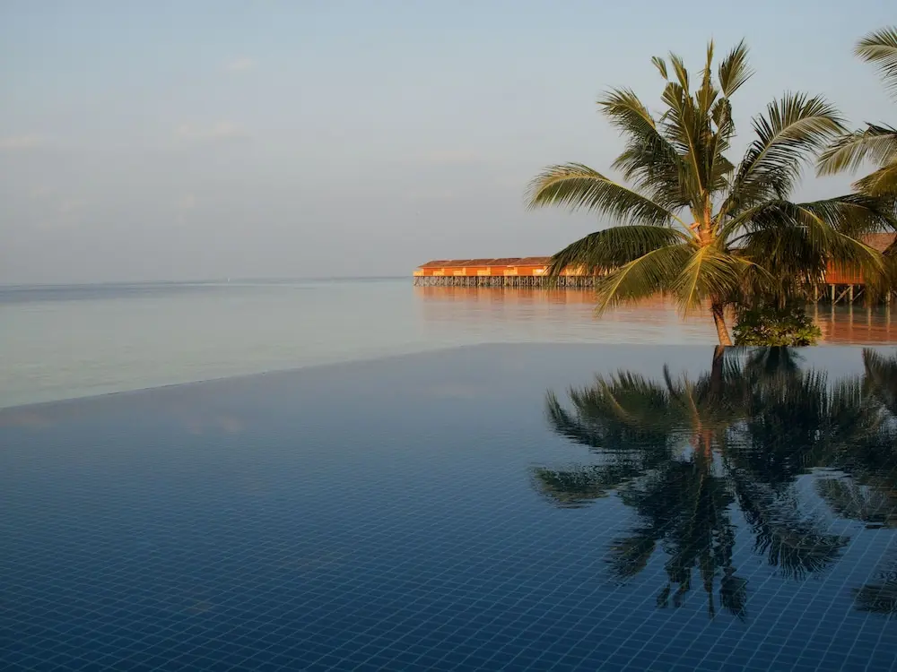 Vilamendhoo Island Resort & Spa- GATTINONI, Pool
