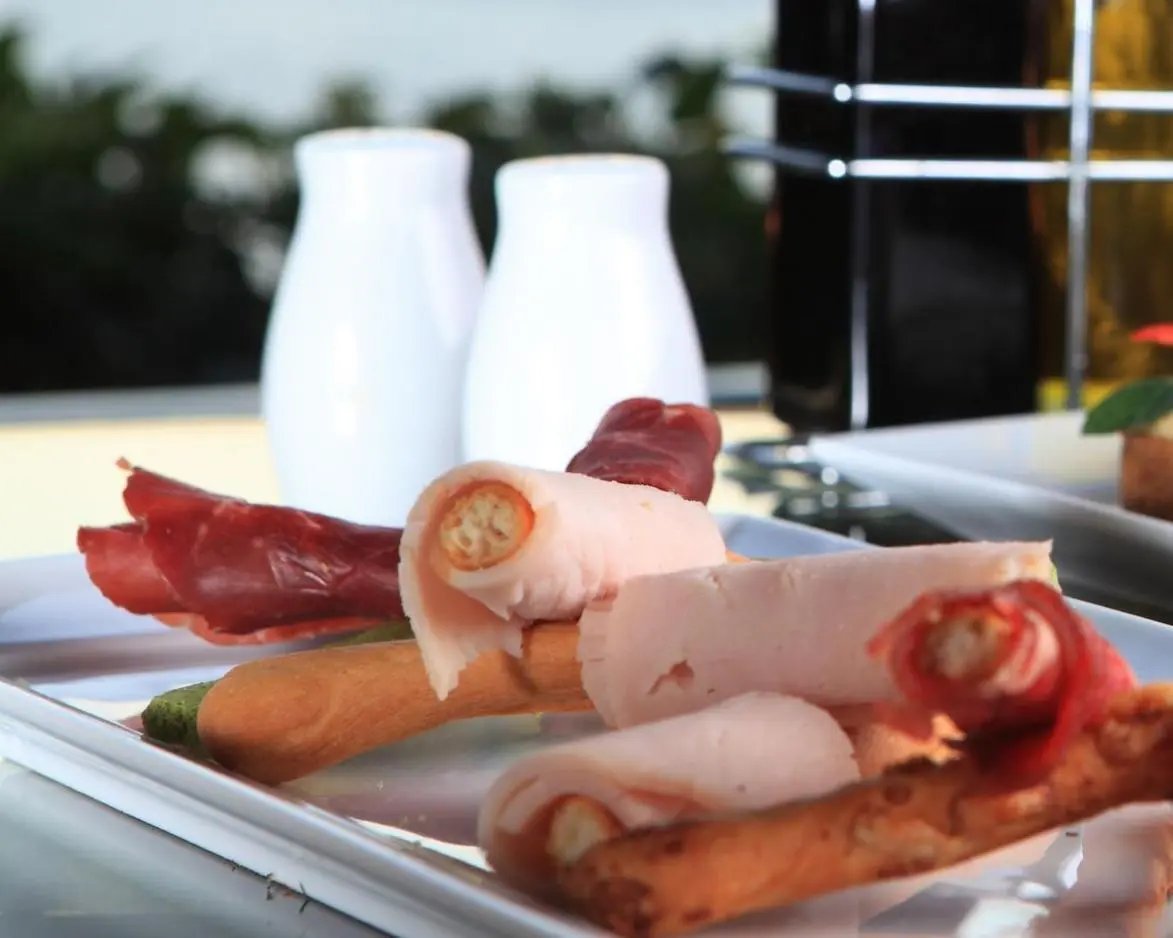 Semiramis Intercontinental, 