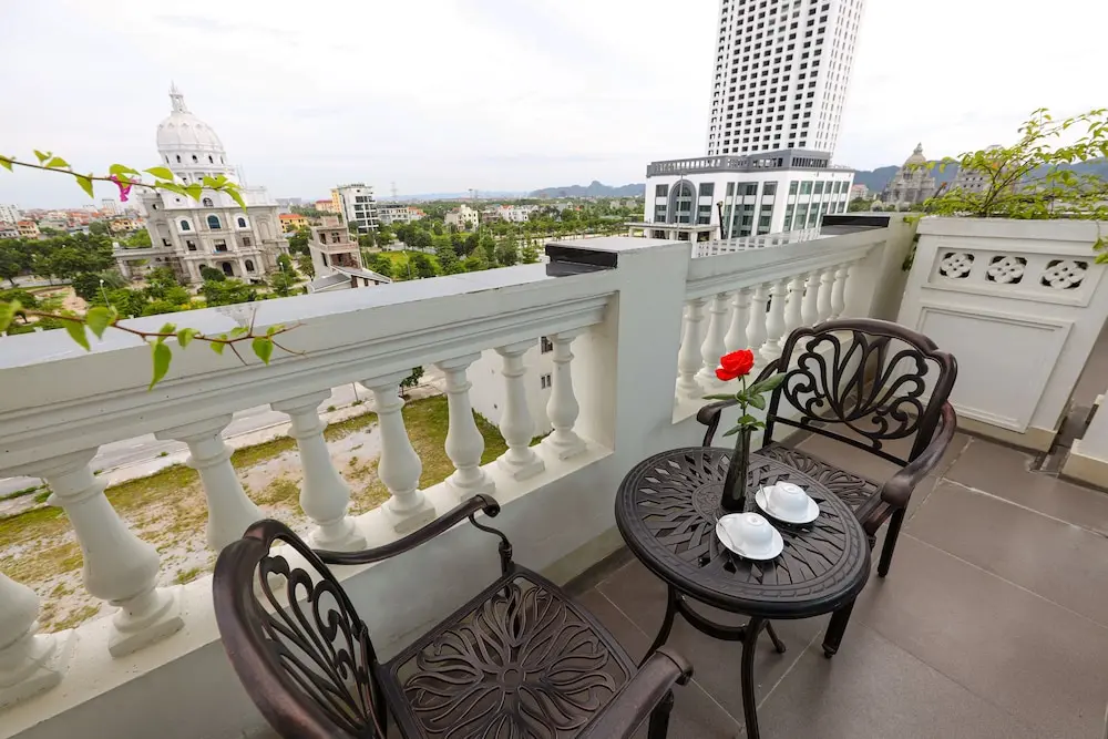 Ninh Binh Legend Hotel 4*, Balcony
