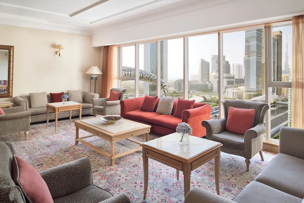 Millennium Plaza Downtown Hotel, Executive lounge