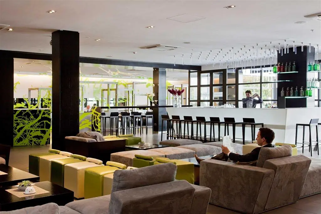 Novotel Buenos Aires, Bar