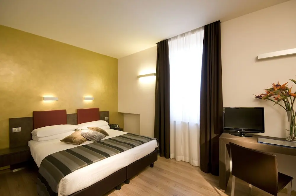 Hotel Trevi, Room