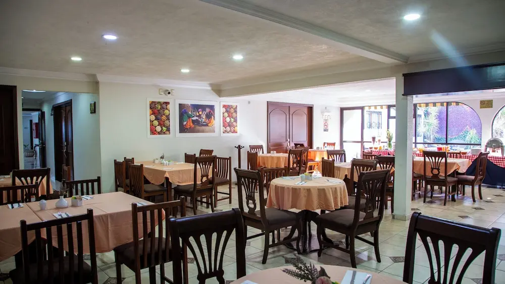 *Hotel Casino Plaza, Restaurant