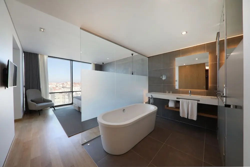 Iberostar Selection Lisboa 5*, Bathroom