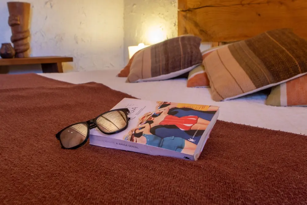 Don Raúl, Room