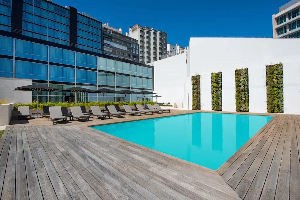 Iberostar Selection Lisboa 5*, Outdoor pool