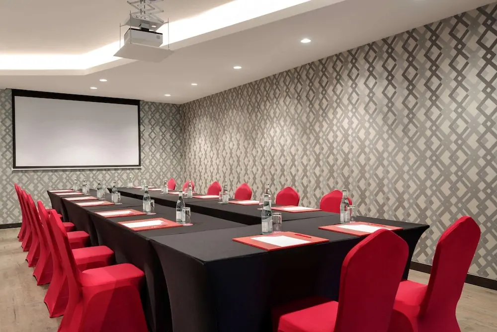 Ramada Encore by Wyndham Muscat Al-Ghubra, Meeting facility