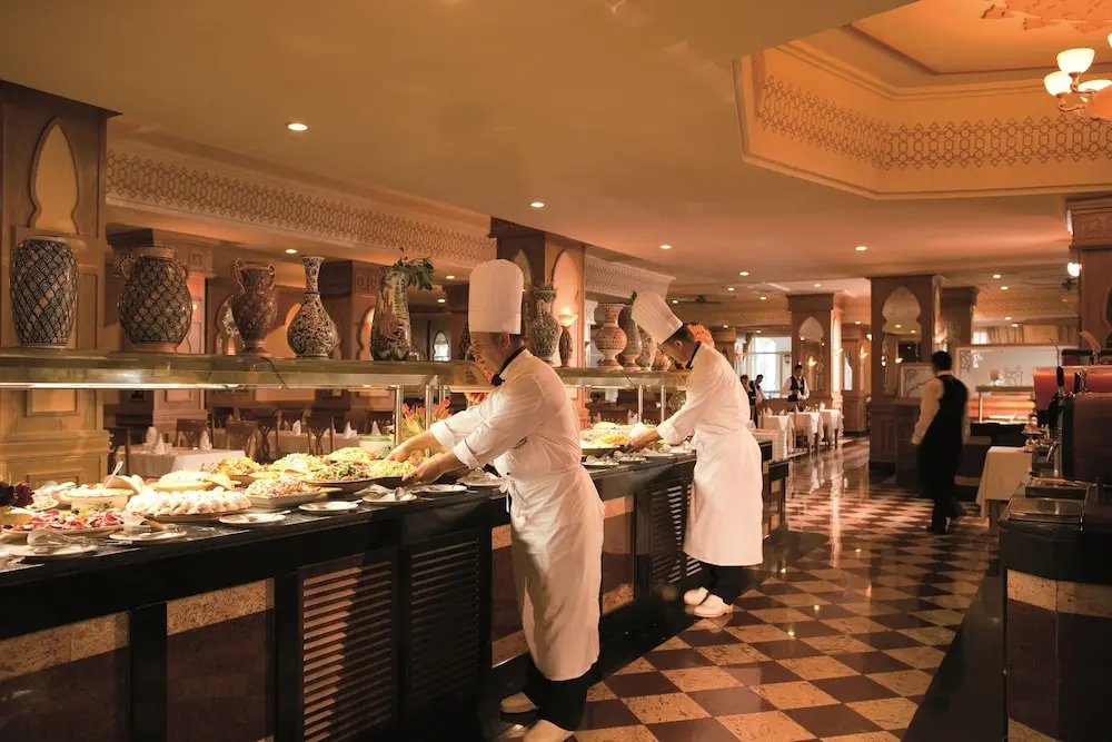 Marco Polo, Buffet