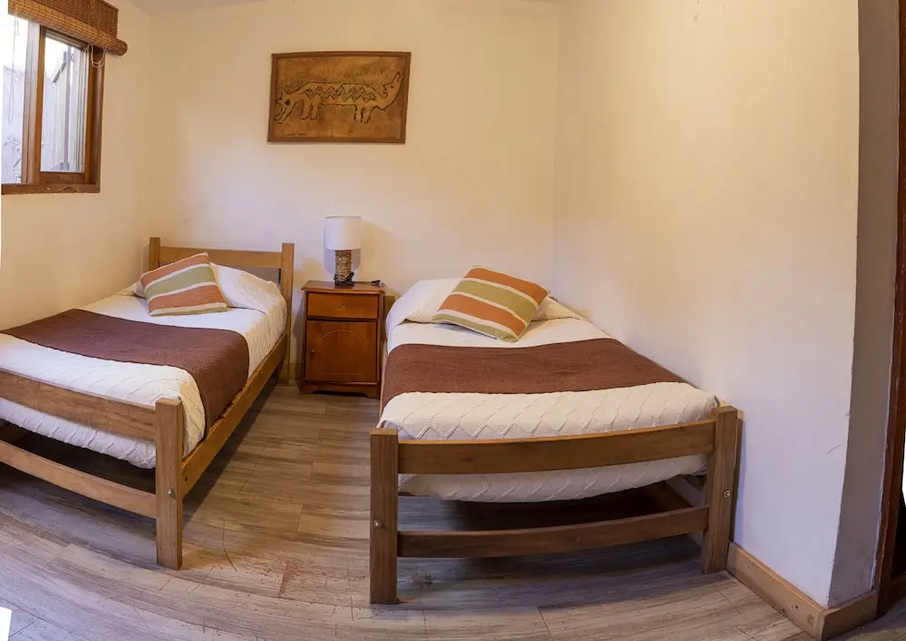 Don Raúl, Room