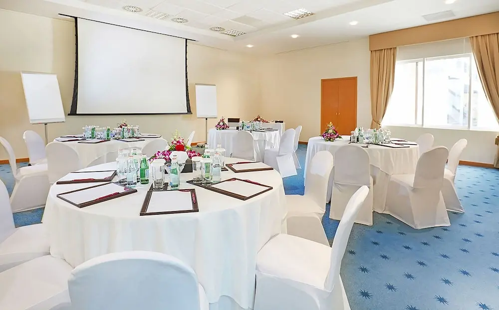 Millennium Plaza Downtown Hotel, Meeting facility