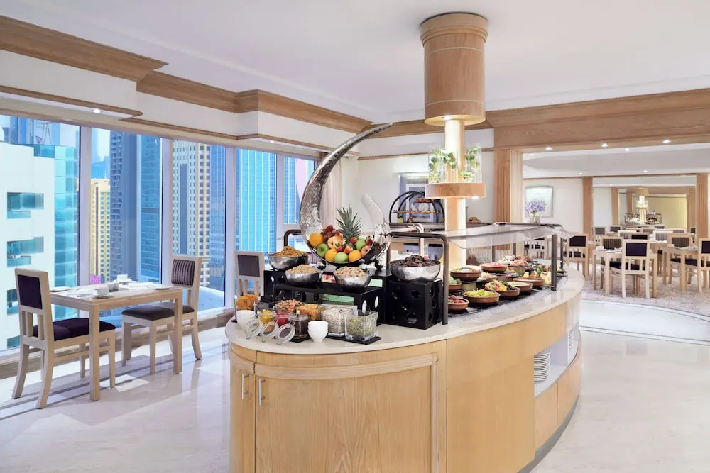 Millennium Plaza Downtown Hotel, Executive lounge