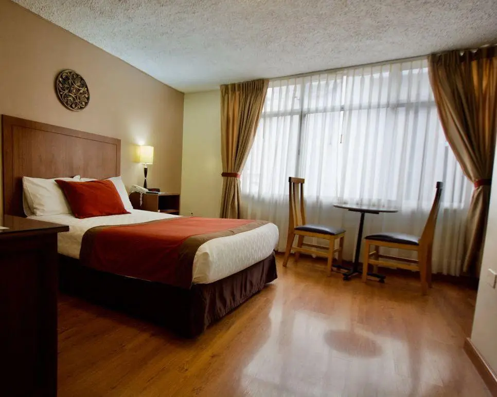 HOTEL SANTA MÓNICA , 