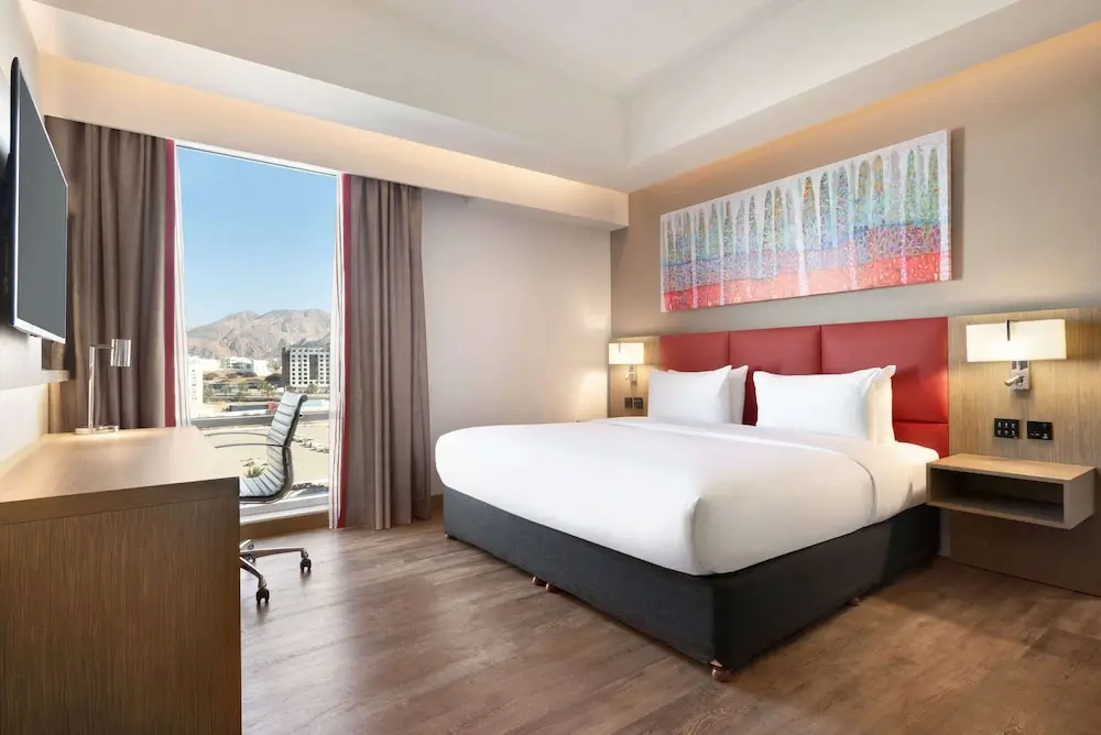 Ramada Encore by Wyndham Muscat Al-Ghubra, Room