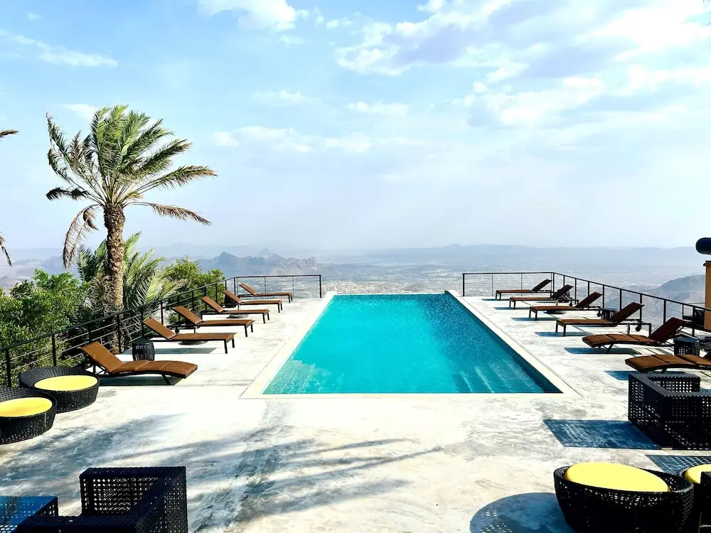 The View, Infinity pool