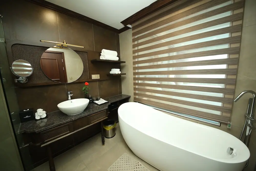 Ninh Binh Legend Hotel 4*, Bathroom sink