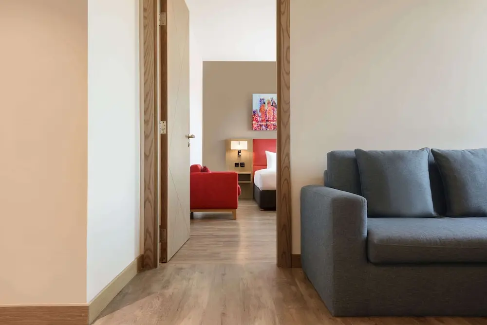 Ramada Encore by Wyndham Muscat Al-Ghubra, Room