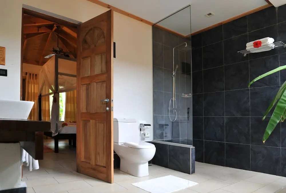 Vilamendhoo Island Resort & Spa- GATTINONI, Badezimmer