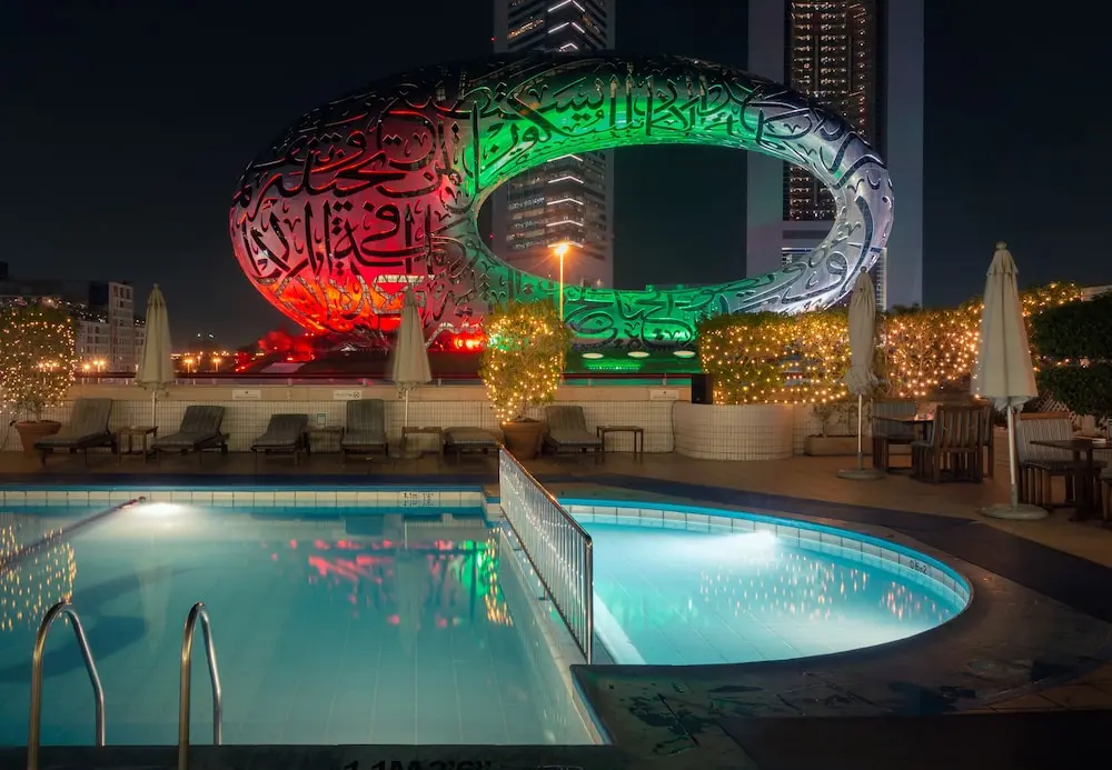Millennium Plaza Downtown Hotel, Terrace/patio