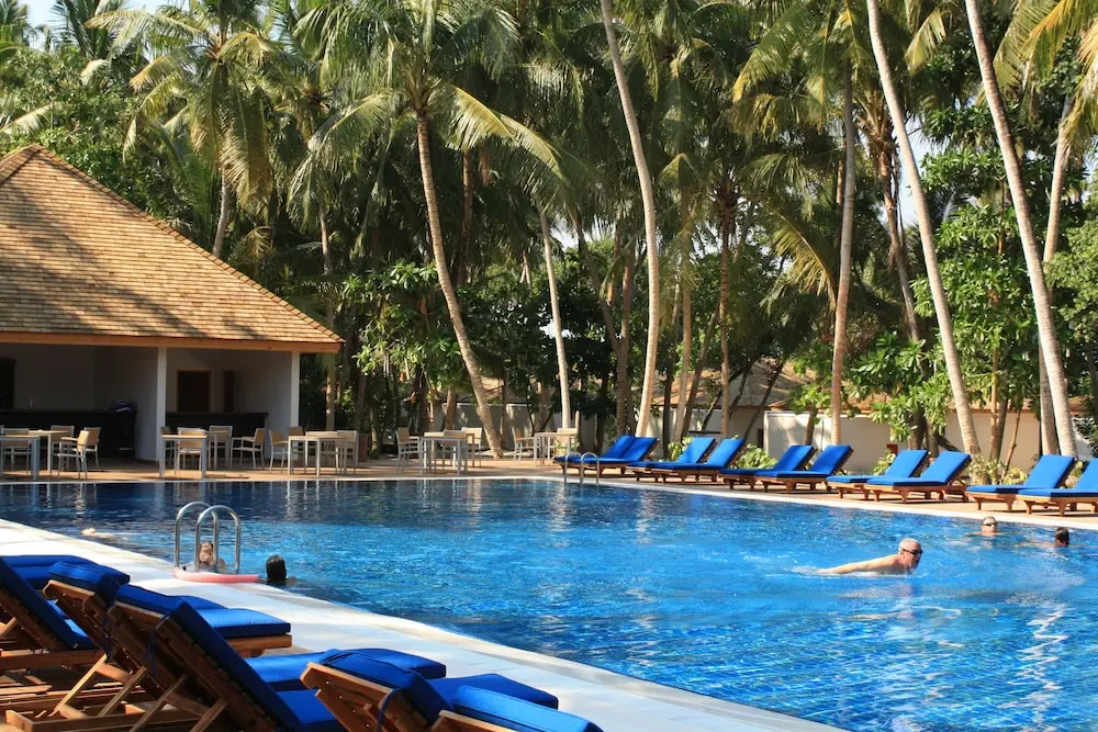 Vilamendhoo Island Resort & Spa- GATTINONI, Außenpool