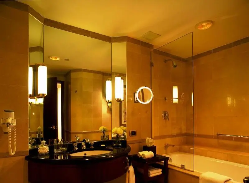 Grand Nile Tower Hotel, GEN