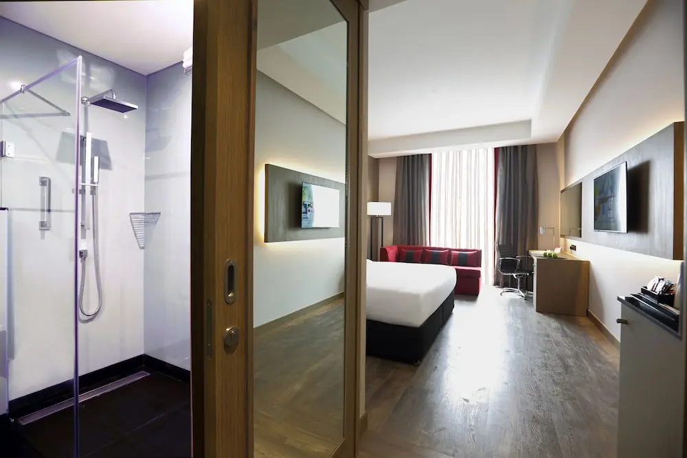 Ramada Encore by Wyndham Muscat Al-Ghubra, Mountain view