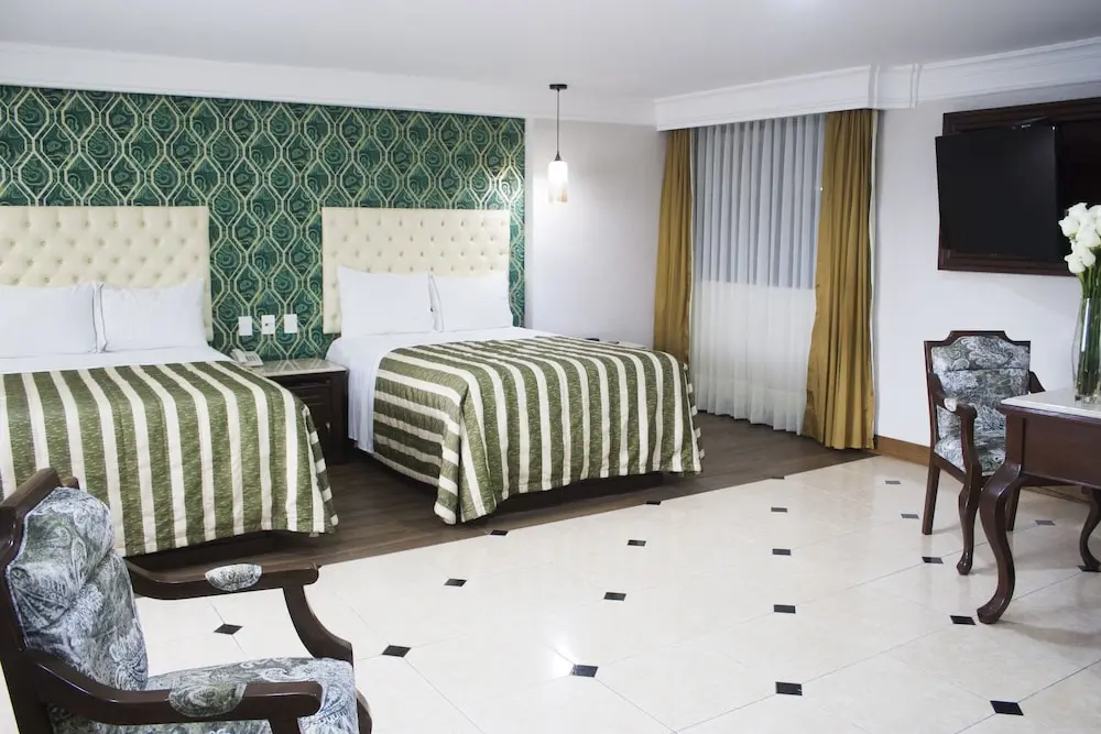 *Hotel Casino Plaza, Room