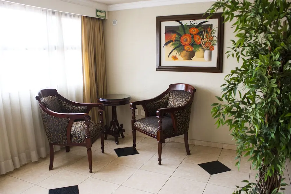 *Hotel Casino Plaza, Interior