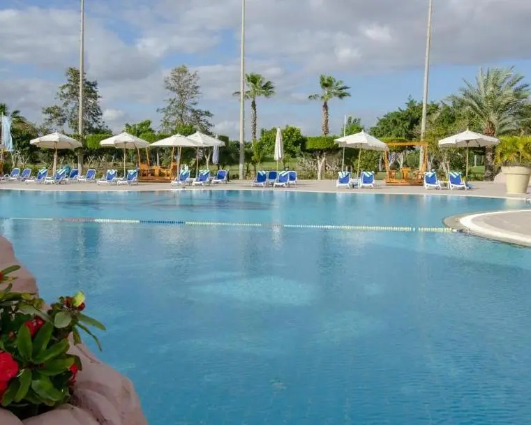 Swiss Inn Pyramids Golf Resort, 