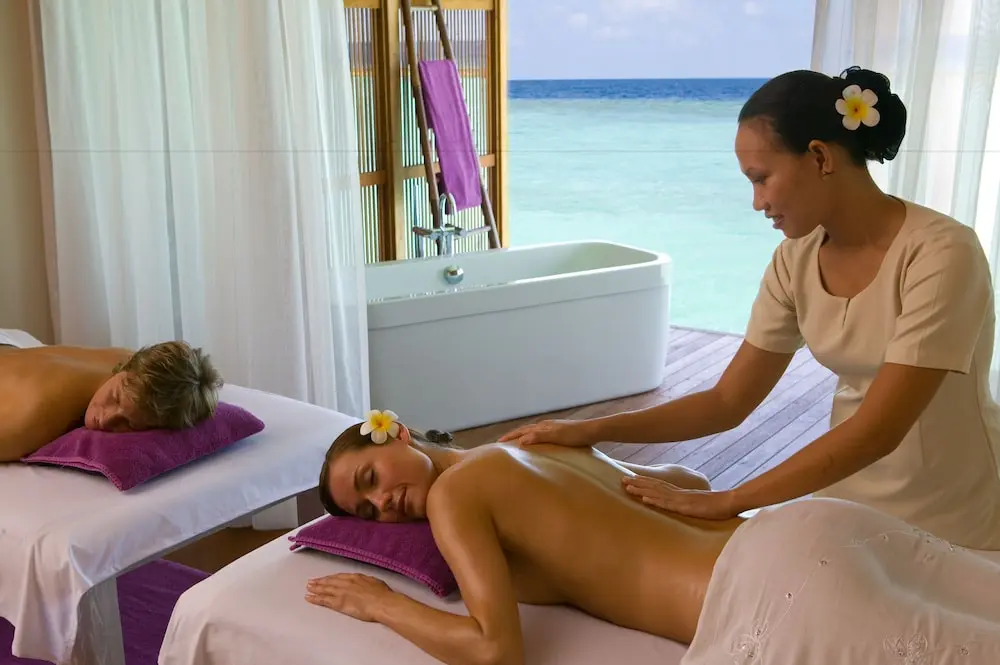 Vilamendhoo Island Resort & Spa- GATTINONI, Wellnessanwendung