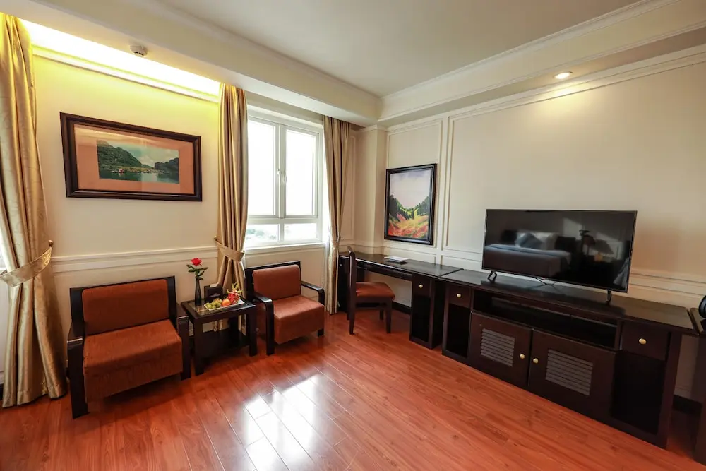Ninh Binh Legend Hotel 4*, Television