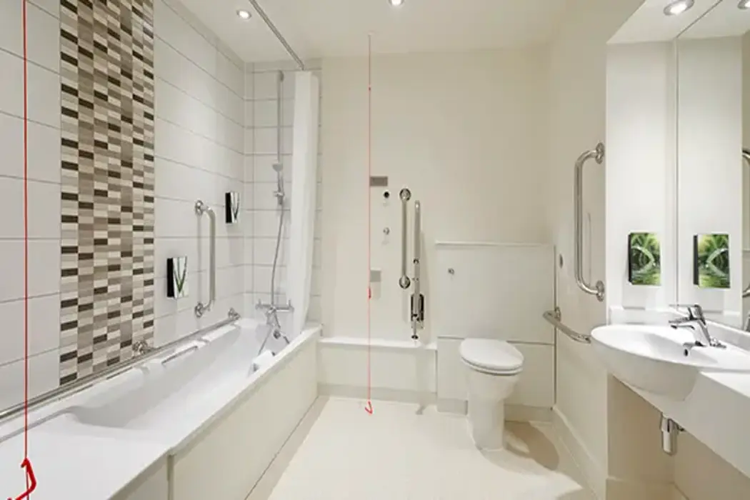 Premier Inn Farnborough West (Southwood), 