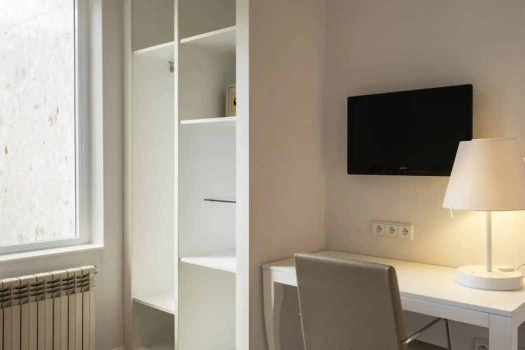 LATROUPE Grand Place Hostel, 
