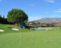 Obraz - Golfen in der Lombardei und Shoppen in Mailand