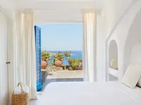 Vacanță chic în Mykonos la Lolita, by Grecotel!
