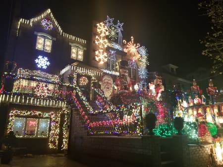 Brooklyn, Dyker Heights - Christmas Wonderland