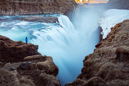 Tour to Golden Circle and Waterfalls with Friðheimar Farm and Kerið in Small-Group with Pick-Up