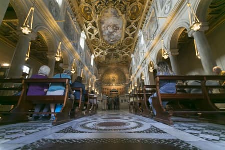 Roman Crypts and Catacombs Small Group Tour