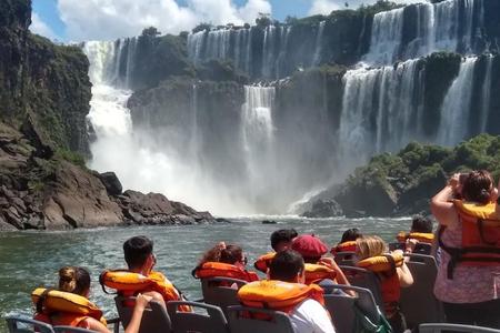 Visita Cataratas Argentinas, Paseo en 4x4 y Lancha con Recogida