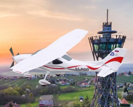 Fly over the castles of eastern Slovenia and the Vinarium for 1 person for 60 minutes