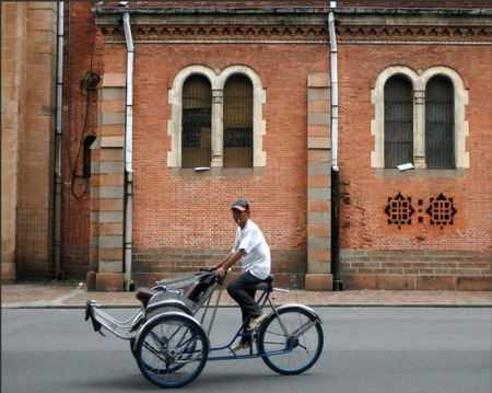 Cu Chi Tunnels & Ho Chi Minh City VIP Group Tour - Luxury Vehicle with Massage Chairs 