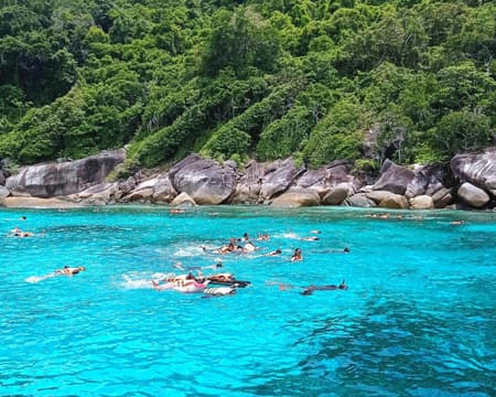 Phi Phi Island - Small Group Tour
