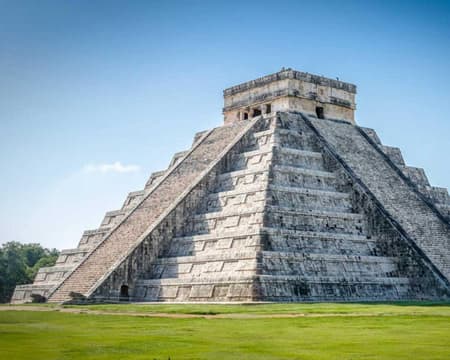 TOUR CHICHÉN ITZA Y PUEBLOS MAGICOS CON TRANSPORTACIÓN (CVU)