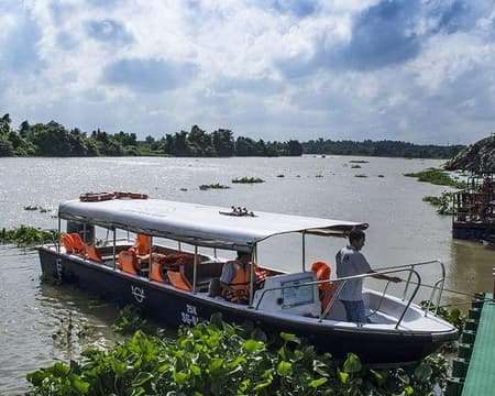 The History of Cu Chi Tunnels by Speedboat - Small Group Tour