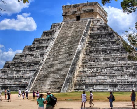 CHICHEN ITZA WITH CENOTE AND VALLADOLID – FULL DAY