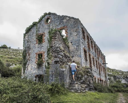Ruta guiada en los Montes de Hierro
