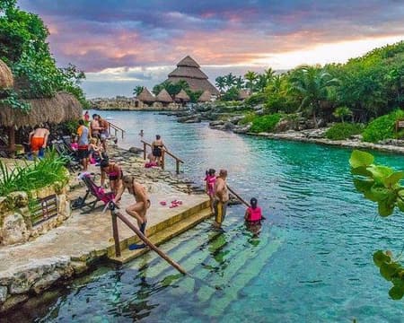 Tour Xcaret Plus with Transportation from Cancún 