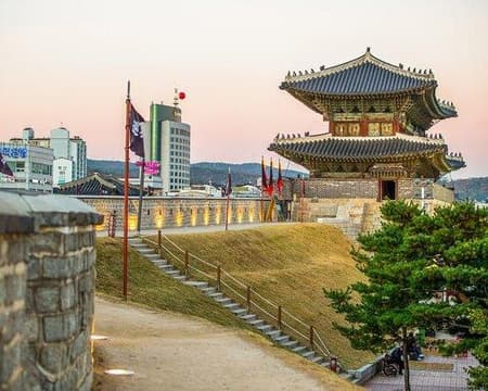 The Way of Llife in Seoul (Small Group Tour)