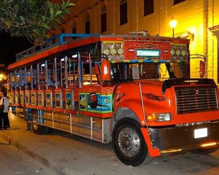 Recorrido Nocturno en Chiva (Servicio Regular) 