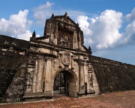 Manila and Tagaytay Sightseeing